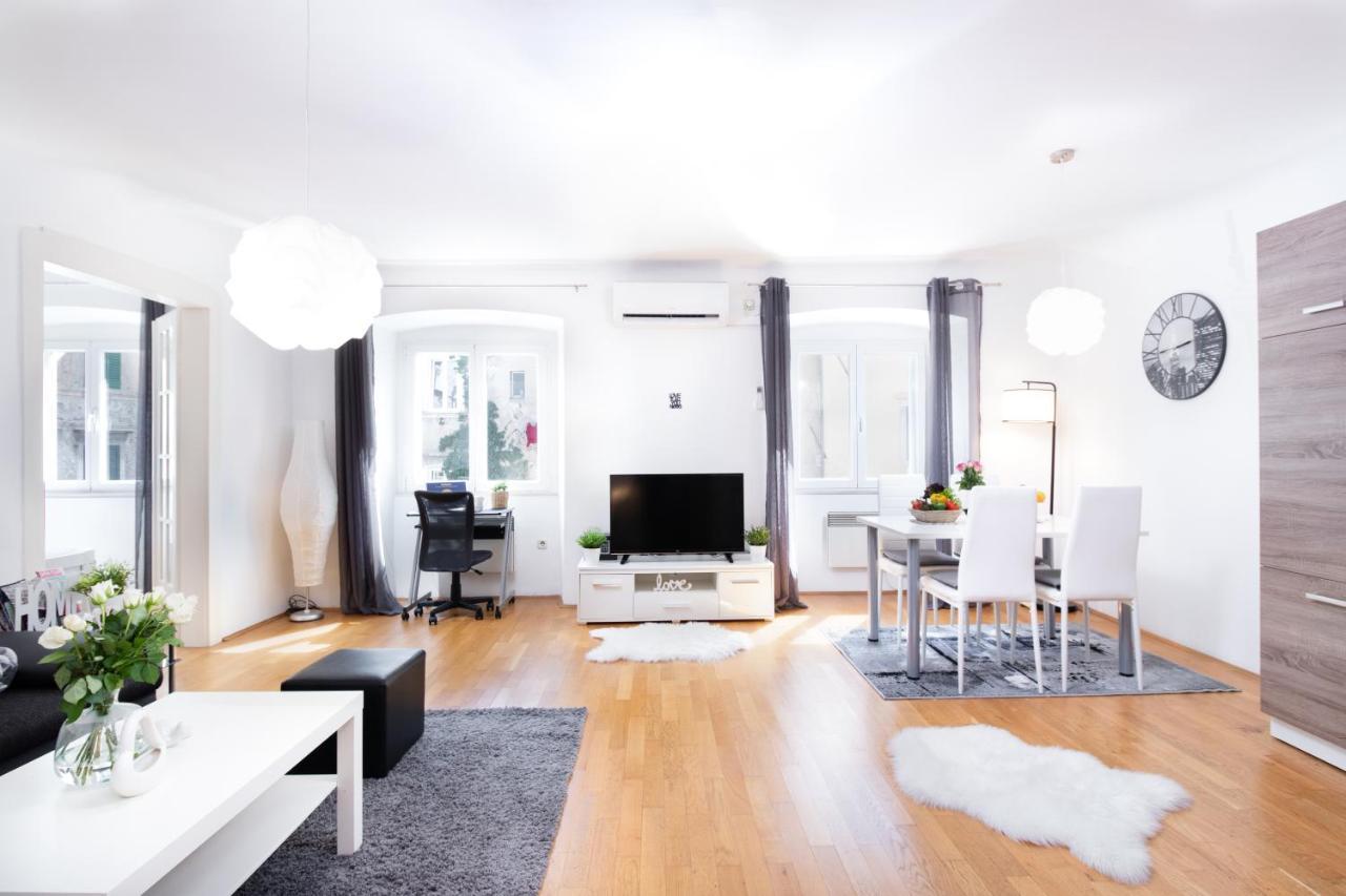 Apartment Santa Barbara リエカ エクステリア 写真